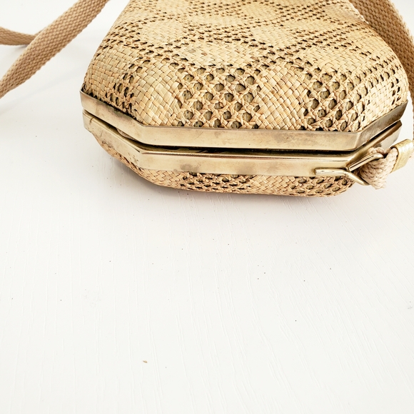 Woven Italian Pattern Crossbody Bag in Tan - Picture 7 of 12